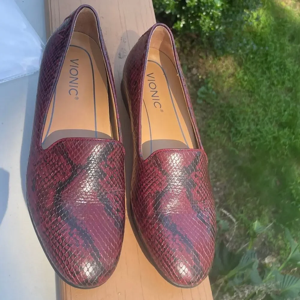 VIONIC Willa Boa Red Snakeskin Leather Slip-On Loafers Flats Comfort Shoe